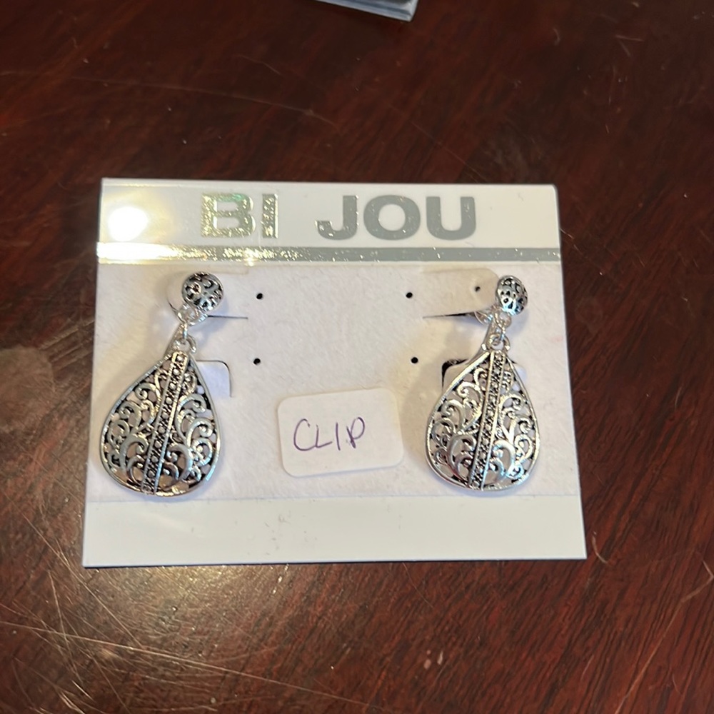 Filigree Clip Earring